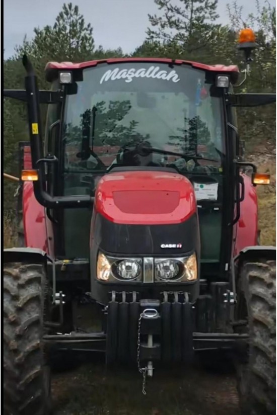 Traktör Ön Cam Maşallah 50x15 Eğik Yazı Case Tümosan Massey Erkunt Traktör Ön Cam Maşallah 50x15 Eğik Yazı Case Tümosan Massey Erkunt