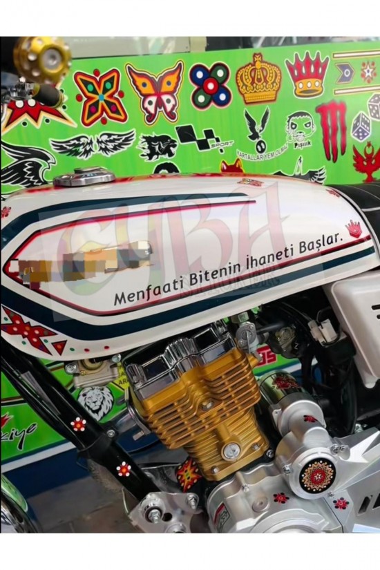 Menfaati Bitenin İhaneti Başlar. Motorsiklet yazı sticker araç arkası