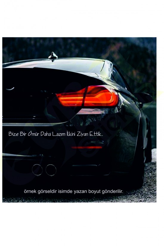 - Beyaz renkteki bu oto arka cam yazı sticker, aracınızın estetiğini zenginleştirir ve dikkat çekici bir görünüm sağlar.; - 90x7 cm boyutlarındaki bu sticker, geniş yüzeylere kolayca uygulanabilir ve uzun süreli kullanım için dayanıklıdır.; - Türkiye'de ü