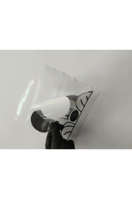 - Türk Bayrağı ve Kartal motifleriyle süslenmiş, 20x15 cm boyutlarındaki bu sticker, arabanızı veya karavanınızı renklendirerek özgün bir görünüm kazandırır.; - Kolay uygulama imkanı sunan yapısı sayesinde, sticker'ı istediğiniz yüzeye rahatlıkla yerleşti