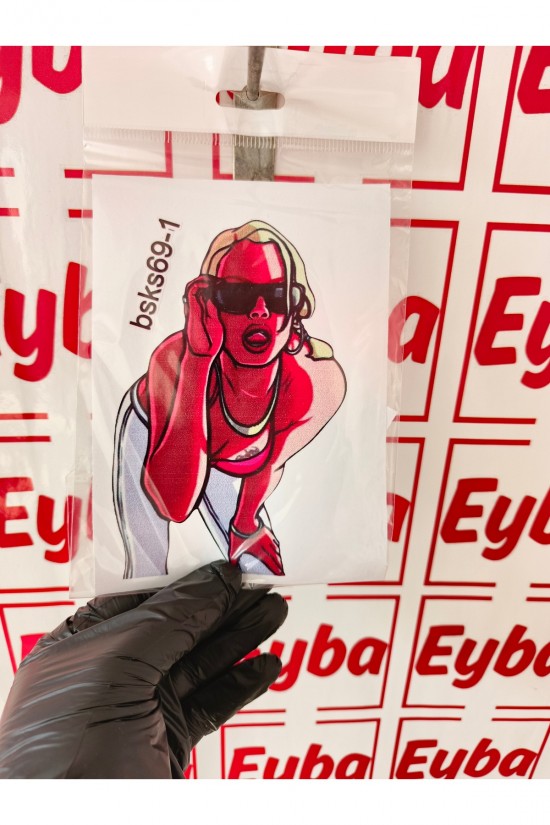 Gta girl 11x17 cm baskes 1 adet renkli baskı sticker, bisiklet, karavan,otomobil,çocuk