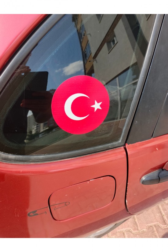 - Bisikletlerden karavana kadar geniş bir kullanım yelpazesi sunar; her türlü araçta veya kişisel eşyada estetik bir dokunuş sağlar.; - Renkli tasarımı ile dikkat çeker ve mekanınıza canlılık katar; çocuk odasından oturma odasına kadar her ortama uyum sağ