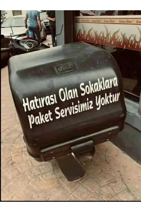 Hatırası Olan Sokaklara Paket Servisimiz Yoktur motorsiklet arkası yazı sticker